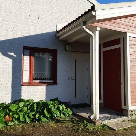 Appartement Hopeamaja à Pieksämäki Extérieur photo