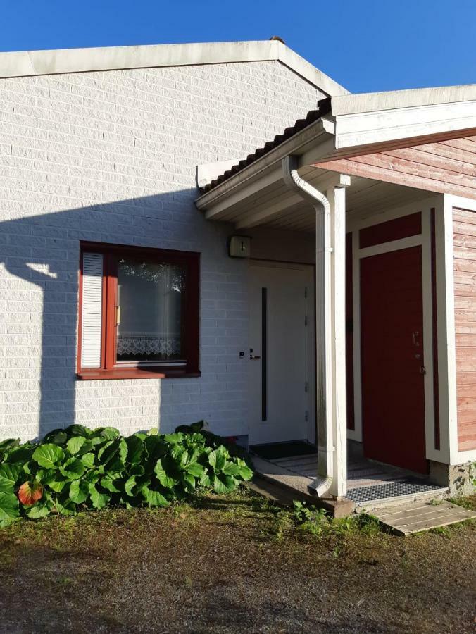 Appartement Hopeamaja à Pieksämäki Extérieur photo